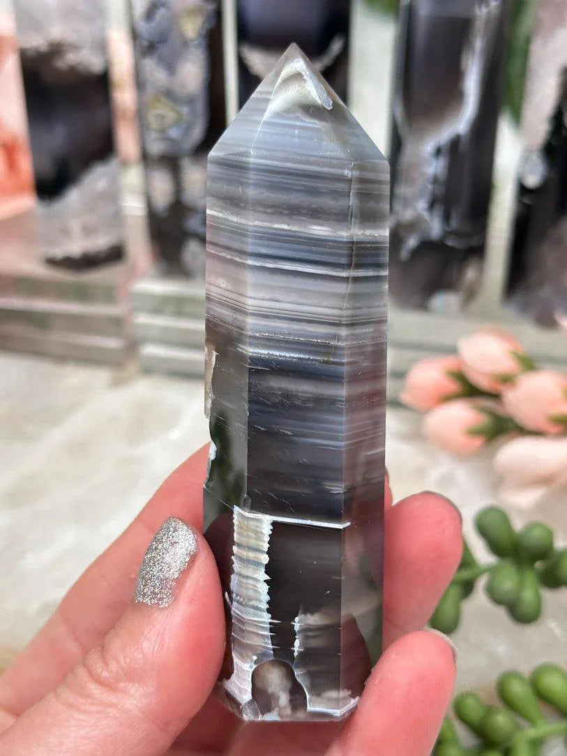 black-floral-agate-points