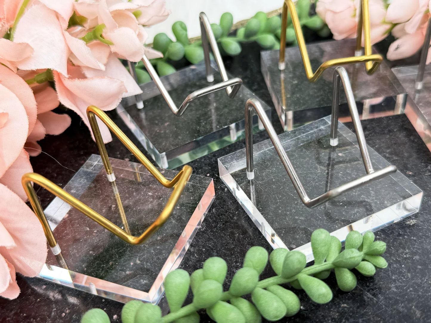 Acrylic Metal Specimen Stand