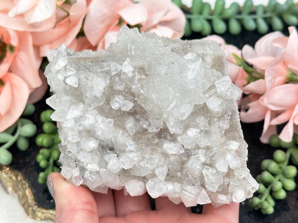 apophyllite-over-optical-calcite