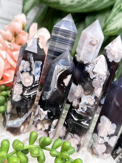black-floral-agate-points