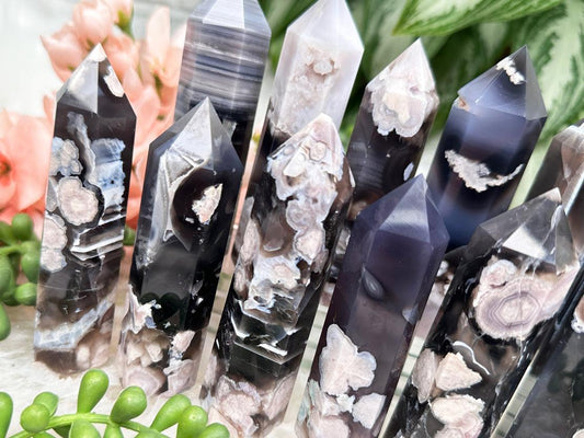 black-flower-agate-points