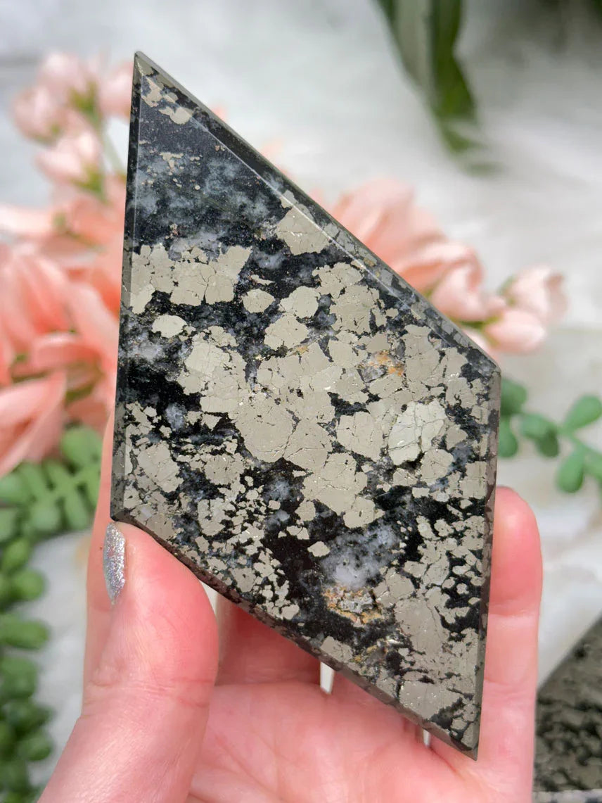 black-gold-pyrite-slab