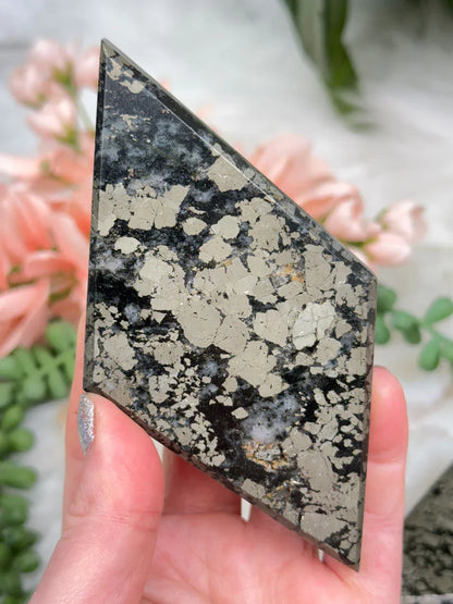 black-gold-pyrite-slab