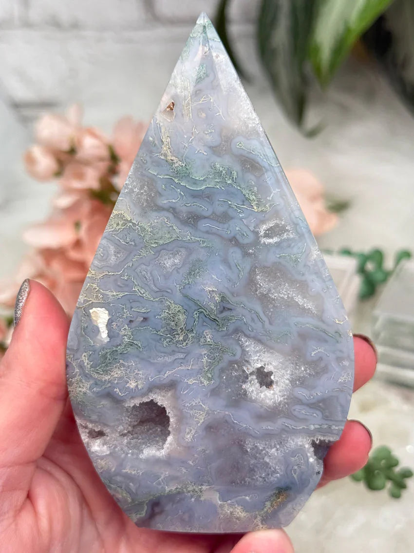 blue-chalcedony-moss-agate