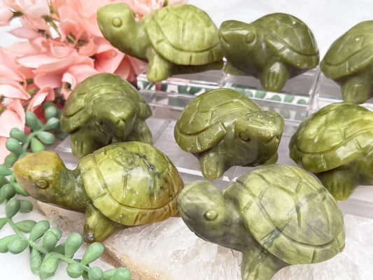carved-green-serpentine-stone-turtles