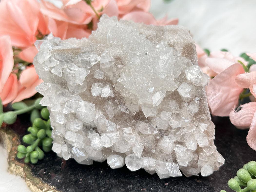 chalcedony-apophyllite-optical-calcite