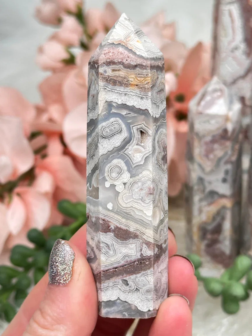 crazy-lace-agate-point-with-chalcedony