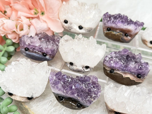crystal-cluster-hedgehog-carvings