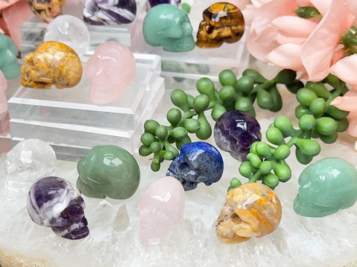 crystal-mini-skull-carvings
