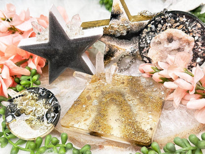 crystal-resin-pieces