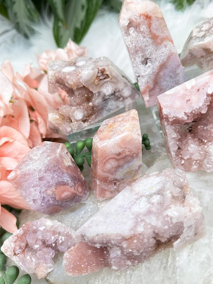 cute-flower-agate-freeform-pieces