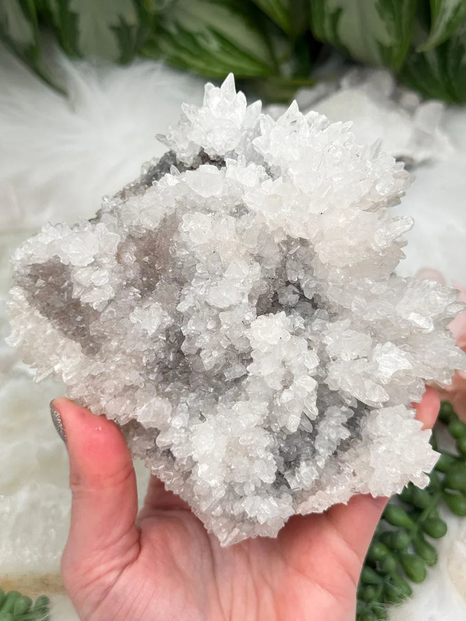 cute-white-gray-aragonite-crystal