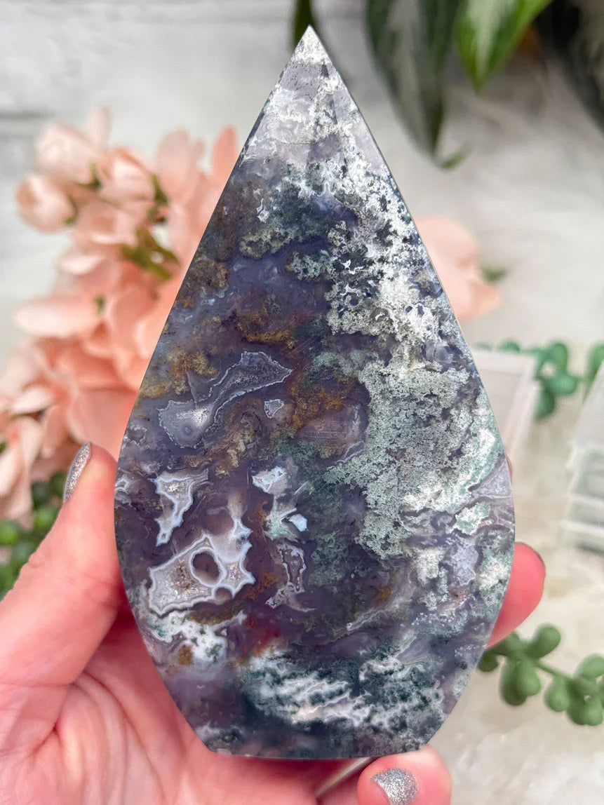 dark-moss-agate-flame