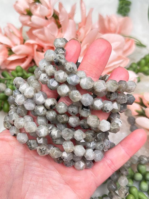    diamond-cut-labradorite-stone-bracelet