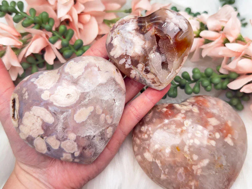 flower-agate-crystal-hearts