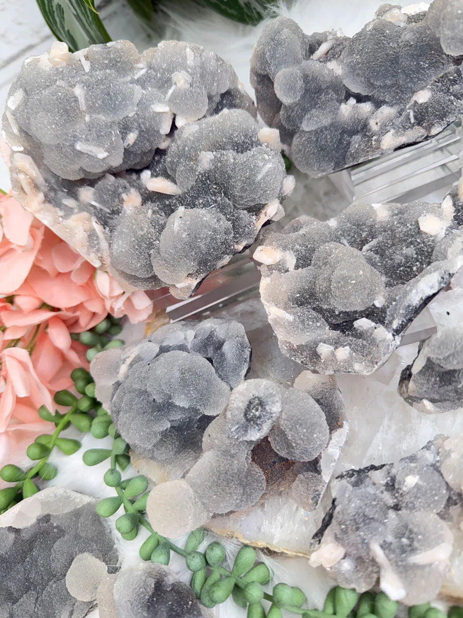 gray-chalcedony-clusters-from-india