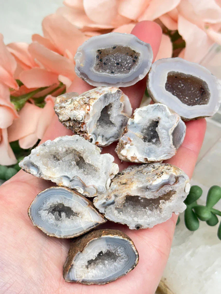 gray-oco-geodes