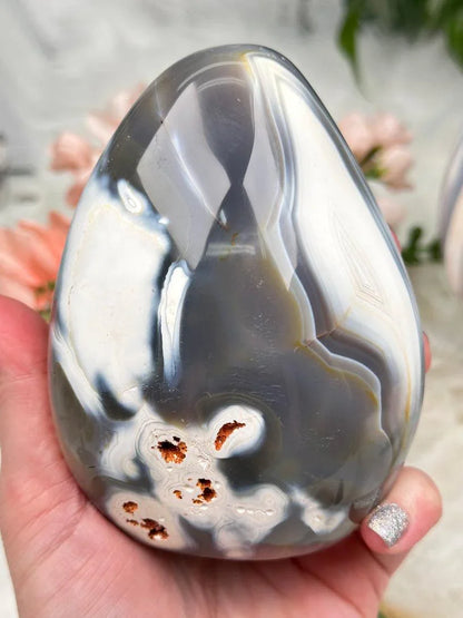 gray-orca-agate-freeform-from-madagascar