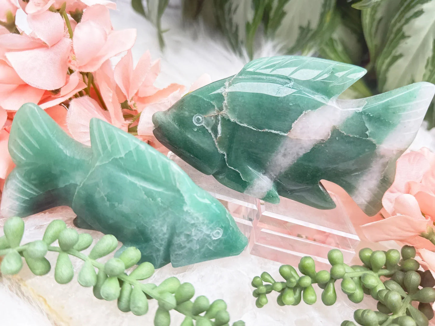 green-aventurine-fish-carvings