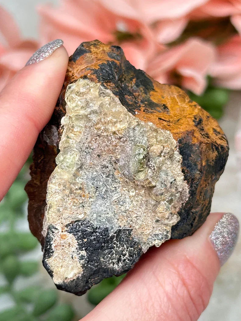 UV Hyalite Opal Black Tourmaline