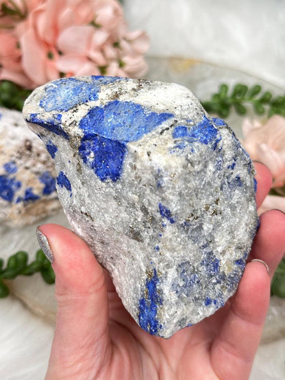 lapis-lazuli-specimen-in-matrix