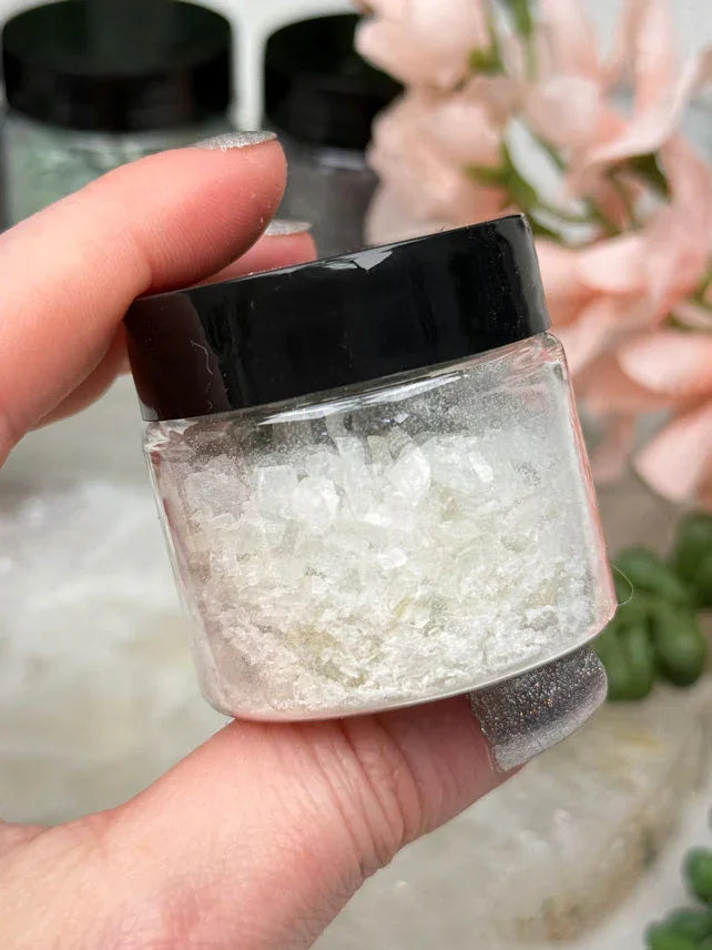 light-aquamarine-jar