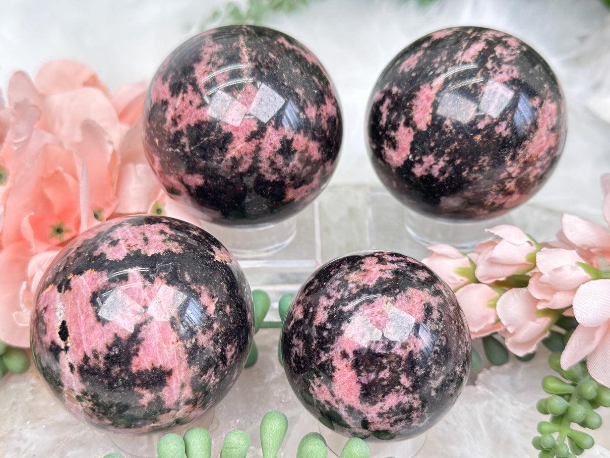 madagascar-rhodonite-spheres