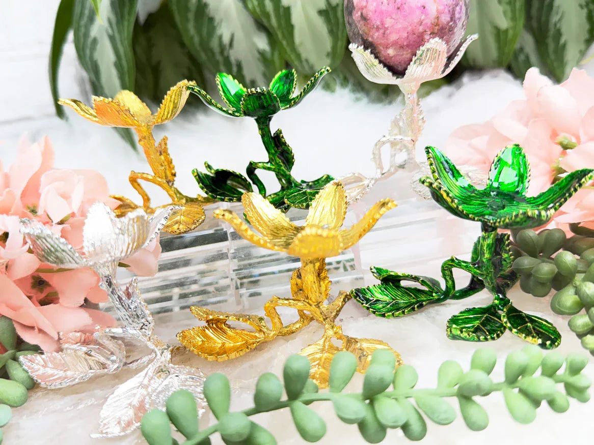 metal-flower-stem-leaves-for-crystals