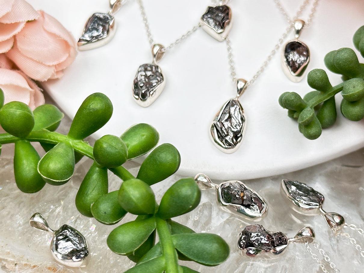 meteorite-pendant-necklace