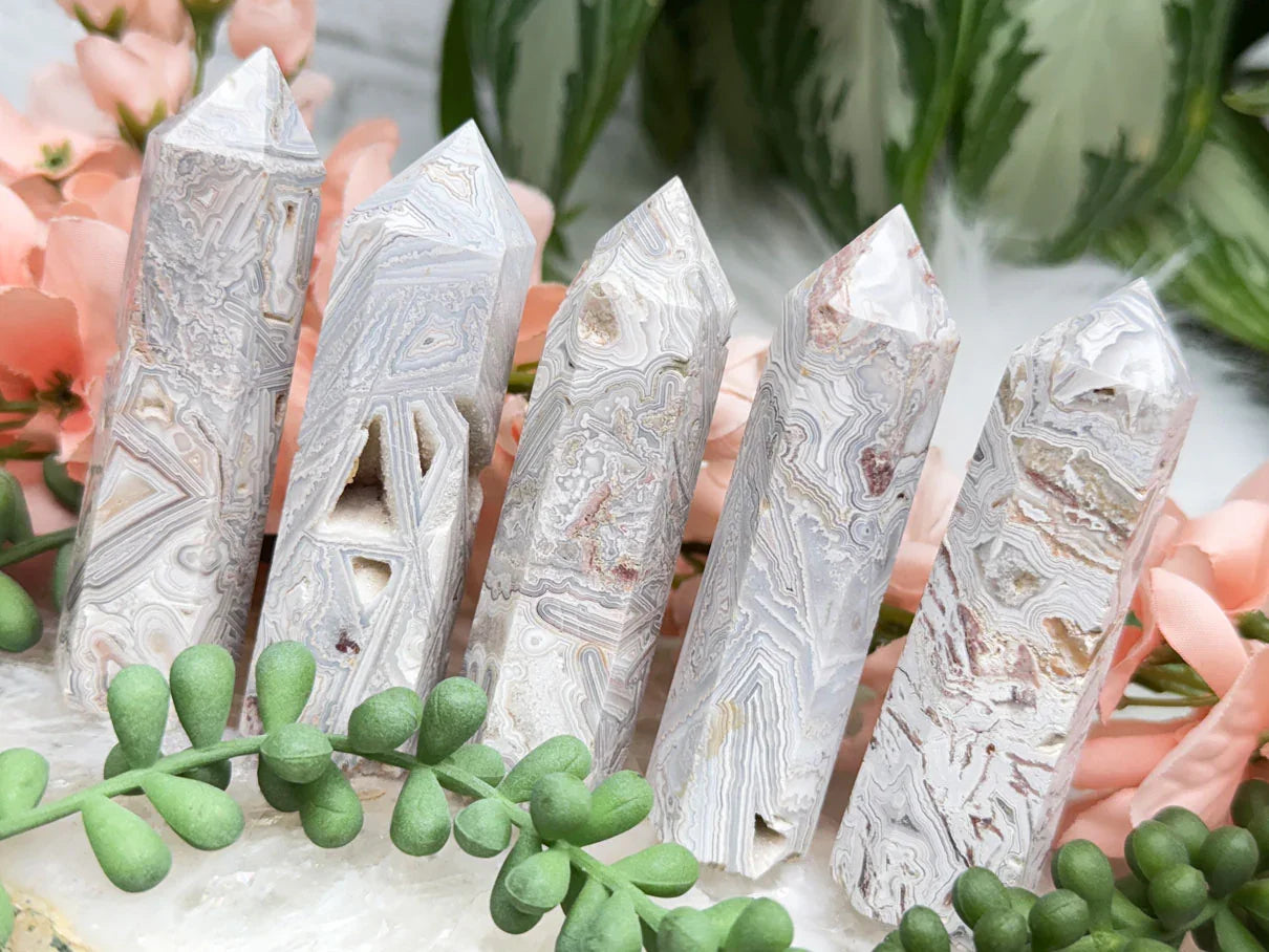mexican-crazy-lace-agate-points-for-sale