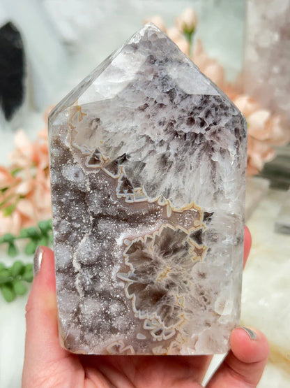 neutral-brown-druzy-agate-point