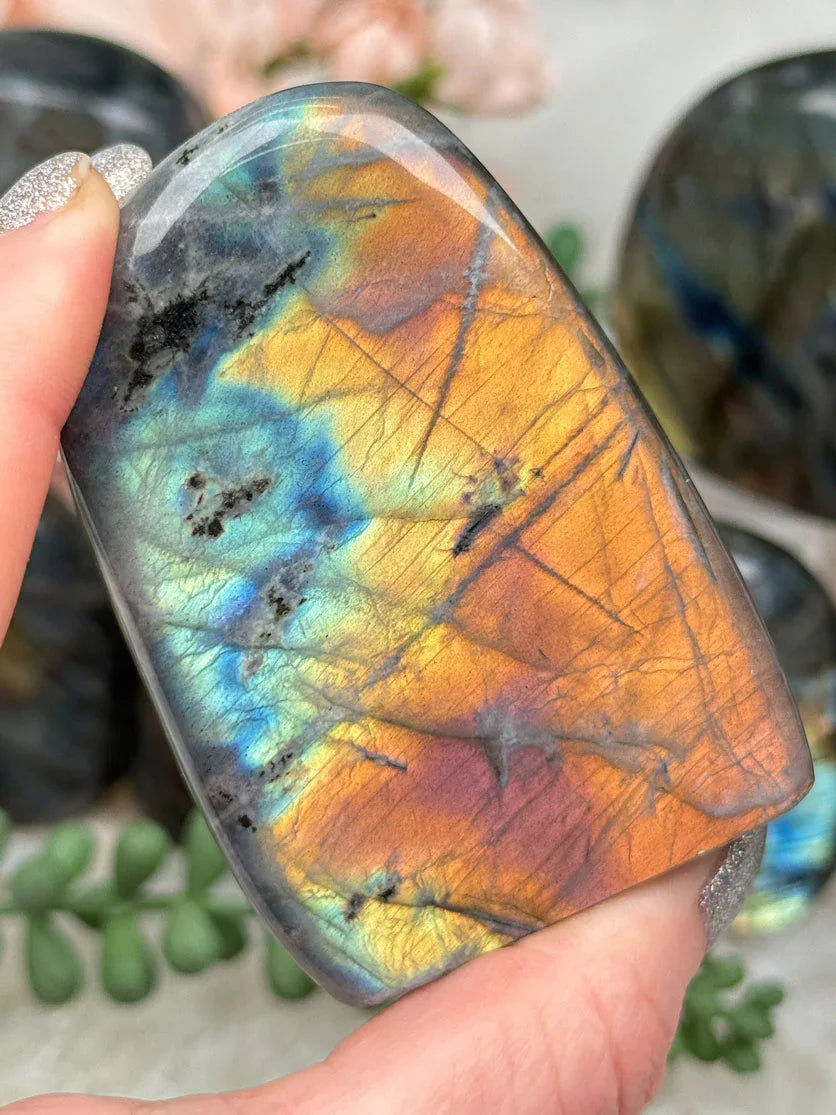 orange-blue-labradorite