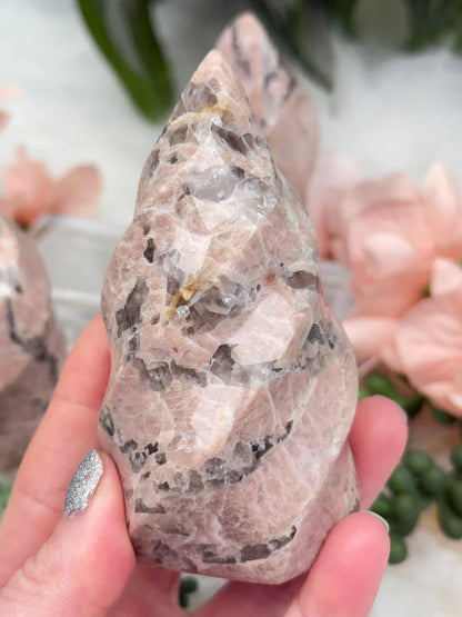 peach-moonstone-flame-crystal