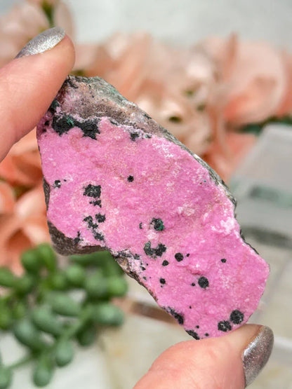 pink-black-cobalto-calcite-cluster
