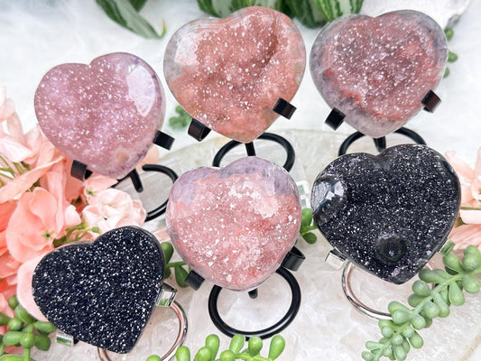 pink-black-uruguay-amethyst-hearts