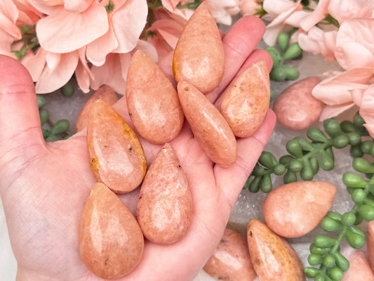 pink-cipolin-stone-pendants