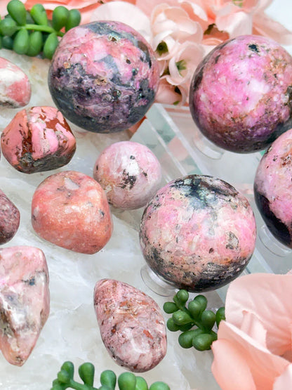 pink-cobaltoan-calcite-spheres-tumbles