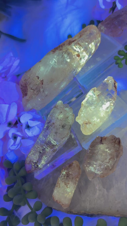 uv-reactive-petroleum-quartz