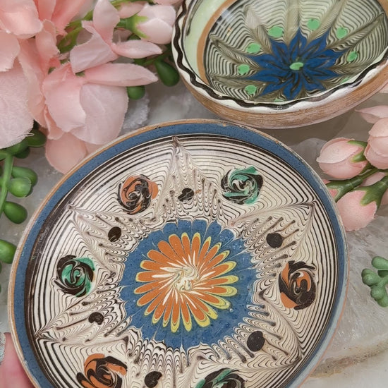 Small vintage clay bowls