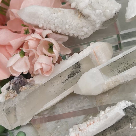 white-inner-mongolia-quartz-crystal-points