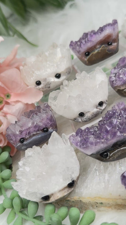crystal-cluster-hedgehog-carvings