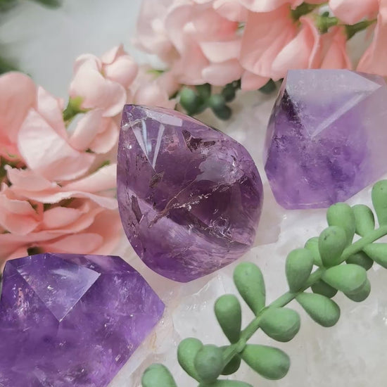 high-quality-amethyst-points-flame-crystals