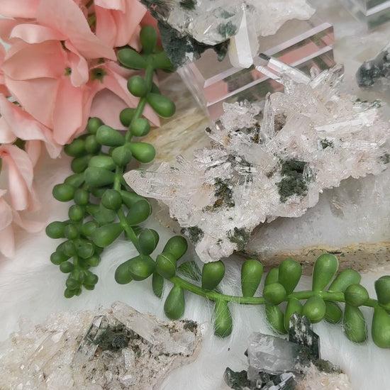 green-chlorite-colombian-quartz