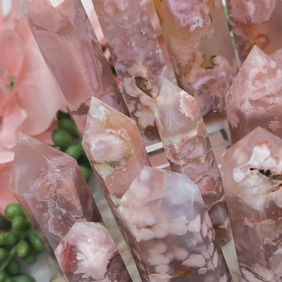Small Flower Agate Points