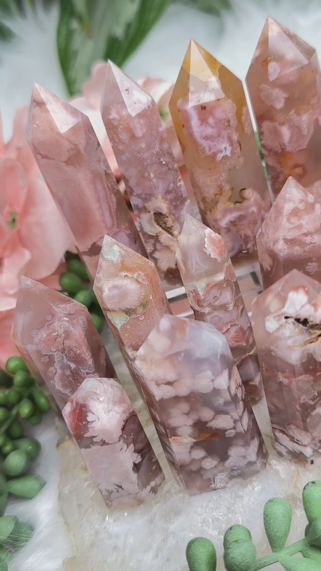 Small Flower Agate Points
