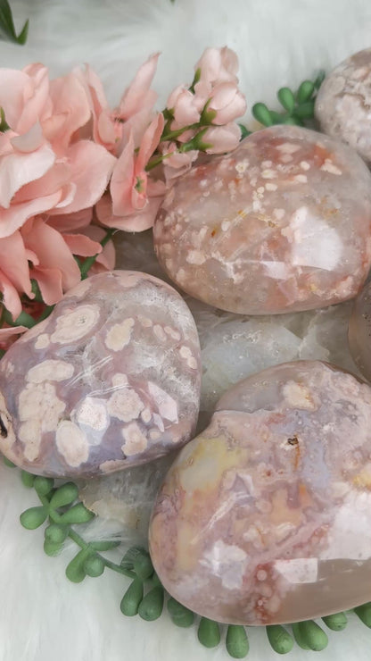 flower-agate-crystal-hearts