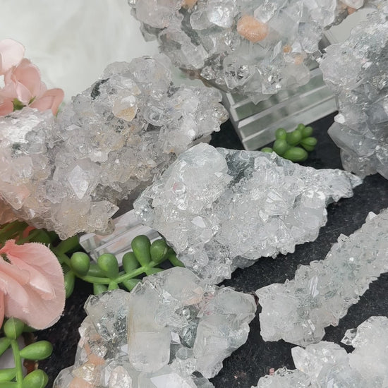 high-end-gray-apophyllite-clusters