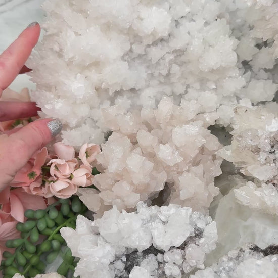 unique-mexico-aragonite-crystal-clusters
