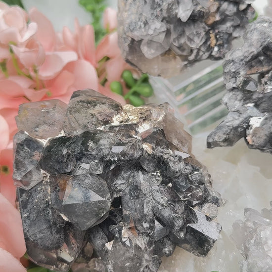 brazilian-gray-quartz-clusters