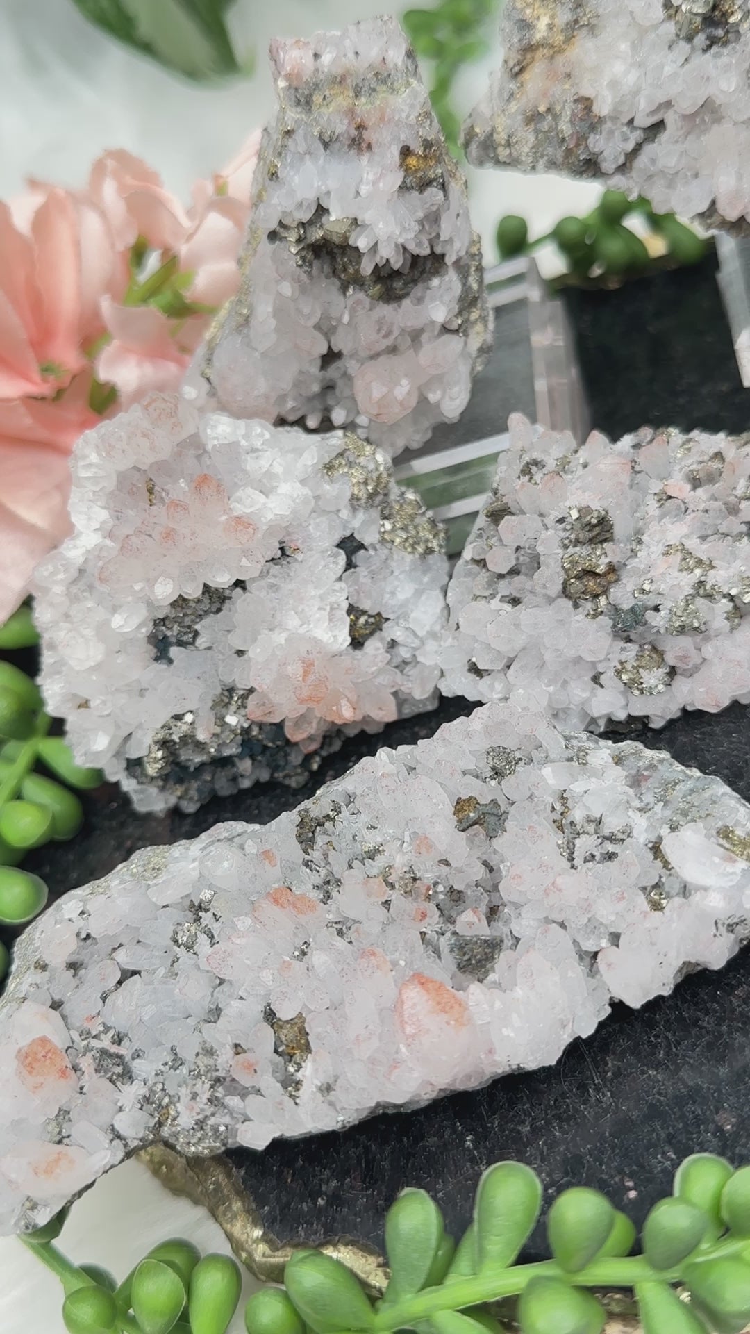 hematoid-quartz-chalcopyrite